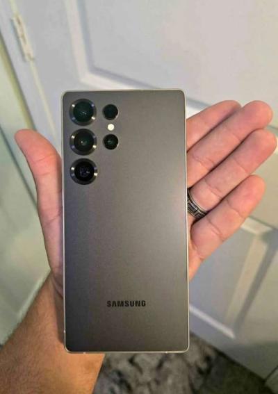 Samsung Galaxy S25 Ultra - Thumbnail 1
