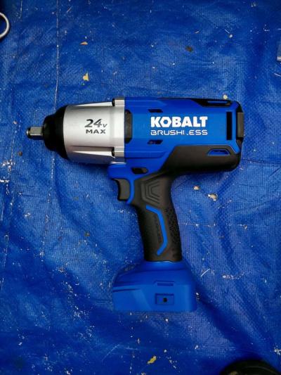 Kobalt 24v half inch drive impact  battery an charger - Thumbnail 1