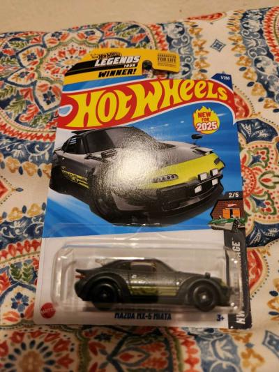 Hot Wheels - Thumbnail 1