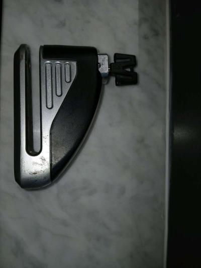 Antitheft padlock for disk brake with key lock for bicycle b