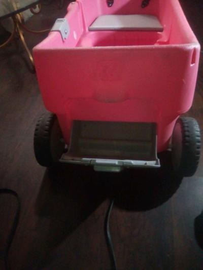 plastic pink wagon - Thumbnail 4