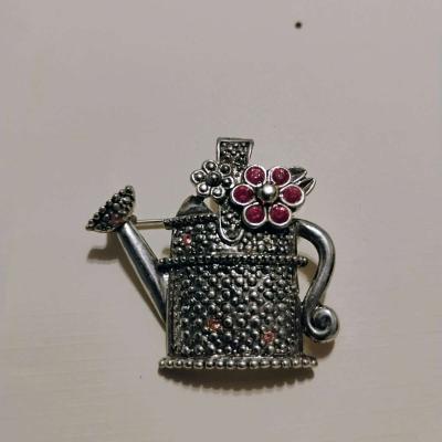 vintage 1980s signed AAI Spring and Floral pins - Thumbnail 2