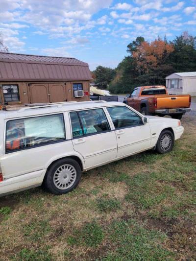1996 Volvo station wagon 960 - Thumbnail 2