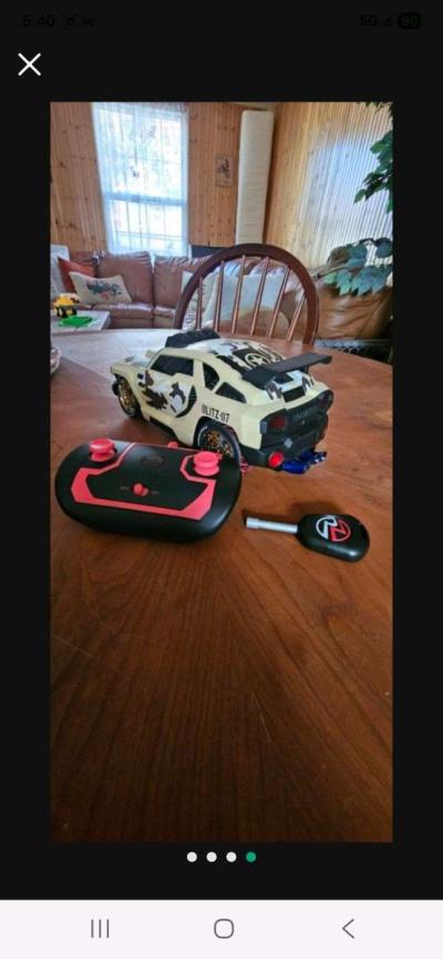 RC Car - Thumbnail 4