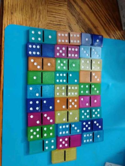 Set of Dominoes - Thumbnail 1