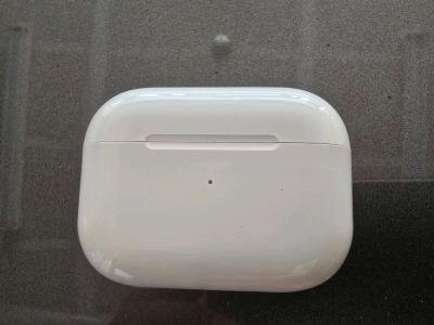 Airpods Pro 2nd Gen - Thumbnail 2