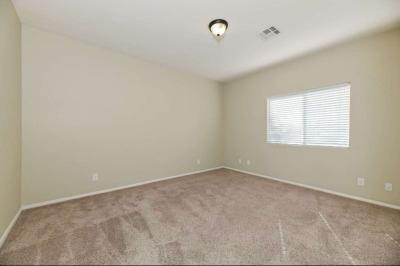 3 BEDROOMS 25 BATHROOMS SINGLE FAMILY HOME - Thumbnail 6