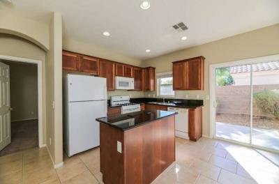 3 BEDROOMS 25 BATHROOMS SINGLE FAMILY HOME - Thumbnail 5