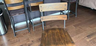 Four Of Yaretzi 25 Counter Bar Stools - Thumbnail 3