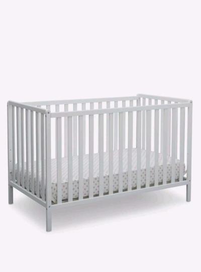 baby crib