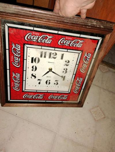 1990 Hanover CocaCola Wall Clock