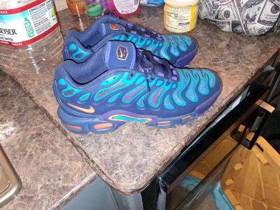 Nike Air Max Plus Drift - Richmond, California