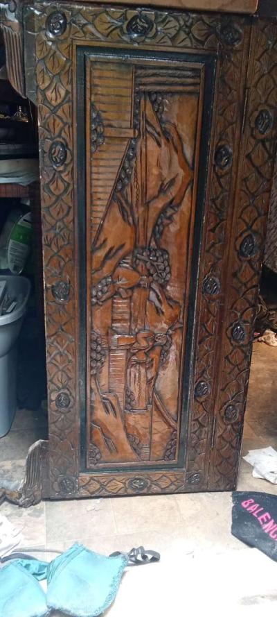 HandCarved Camphorwood Chest  Antique Oriental Style - Thumbnail 4