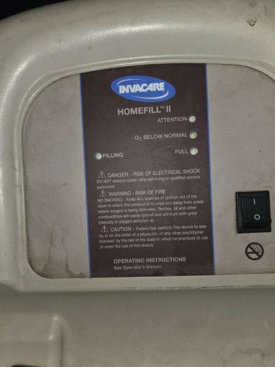 Invacare Homefill 2 O2 machine bottle filler and 2 O2 tanks - Thumbnail 2