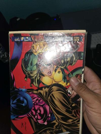 conic books - Thumbnail 3