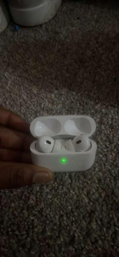 airpods - Thumbnail 2