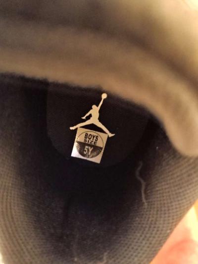 Boys Jordans - Thumbnail 3