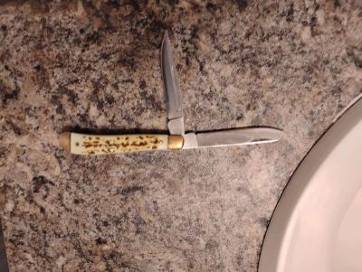 I got a pocket knife brand is mossy oak - Cleburne, Texas