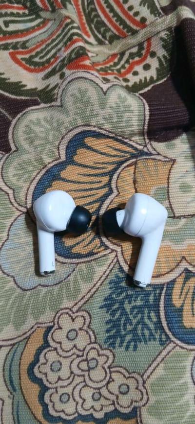 off brand blue tooth wireless earbuds - Thumbnail 4