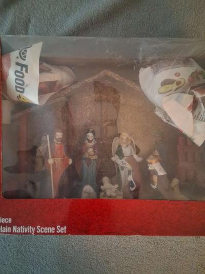 Home Accents Holiday 13 Piece Nativity Scene Set Figurines - Thumbnail 5