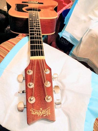 classic Washburn D series guitar - Thumbnail 5