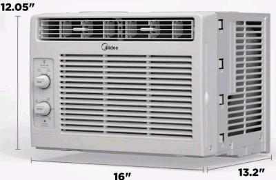 Airon Conditioner Unit in Window - Thumbnail 5
