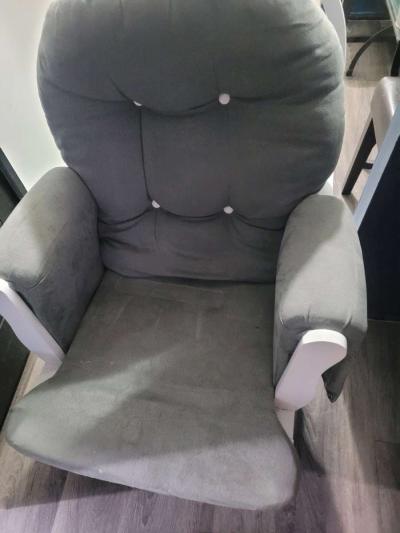 rocking chair - Thumbnail 2