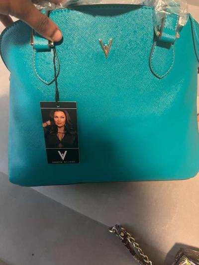 purses - Thumbnail 1
