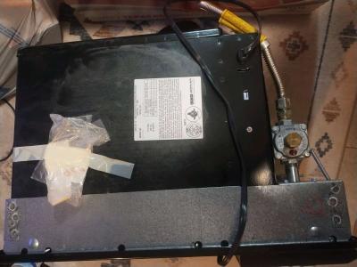 Jenn Air 18 inch electric cooktop grill with downdraft - Thumbnail 3