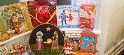30pc Christmas Bundle Toddler Books 4 Squishmallows 5 Vinyl - Thumbnail 2