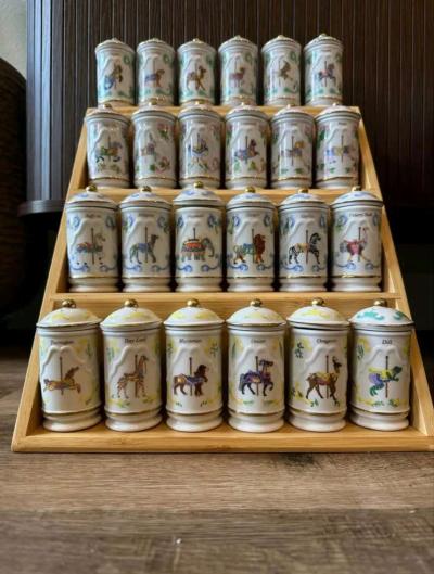 RARE LENOX 1993 CAROUSEL SPICE JARS FULL SET - Thumbnail 6