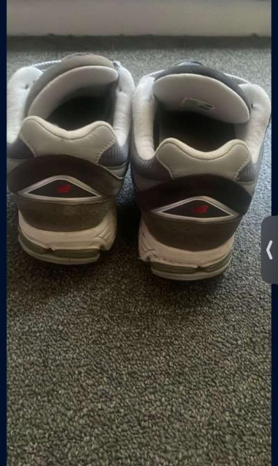 new balance 2002r size 95 - Thumbnail 2