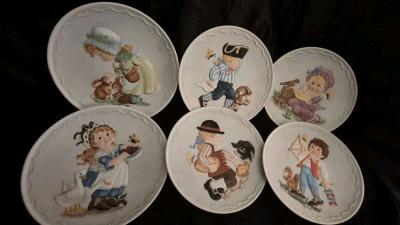 1982 LIMITED EDITION COBBLESTONE KIDS CERAMIC COLLECTIBLES - Riverside, California