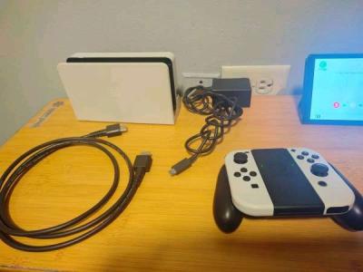 Nintendo switch - Thumbnail 5