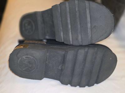 Michael Kors Jet Set large tote and MK  Alfie Booties - Thumbnail 4