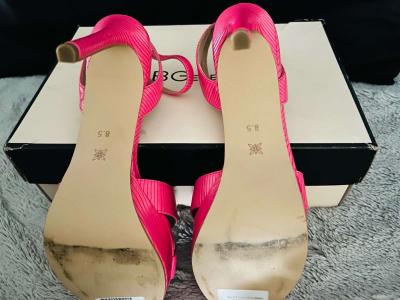 BCBGeneration Fuscia Heels - Thumbnail 3