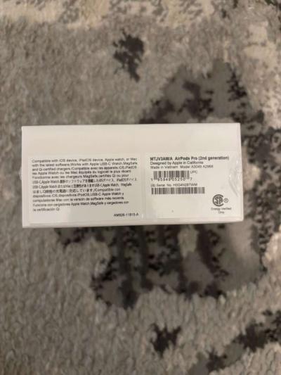 AirPods Pro 2nd generation - Thumbnail 3