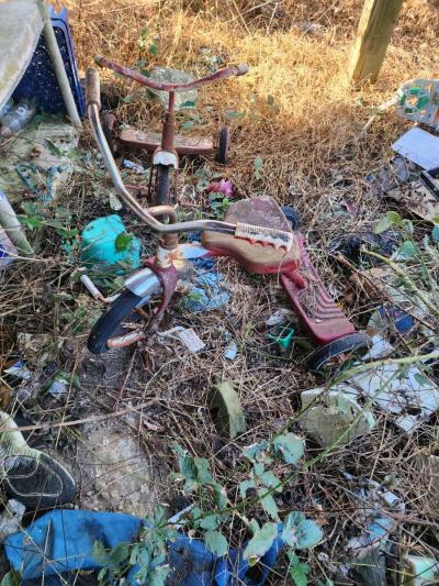 2 antique tricycles all metal - Thumbnail 6