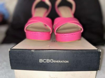 BCBGeneration Fuscia Heels - Thumbnail 2