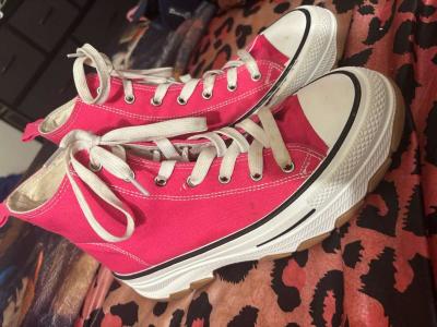 pink converses shoes - Thumbnail 2