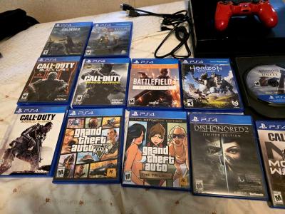 PS4 Bundle only in good condition - Thumbnail 5