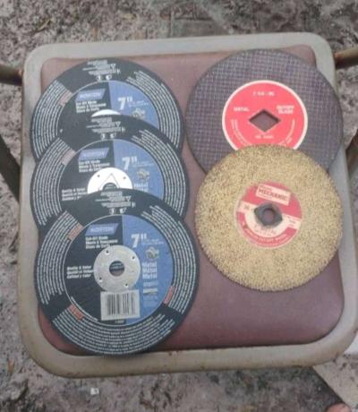 SEARS Craftsman 714inch Corded Electric Circular Saw - Thumbnail 5