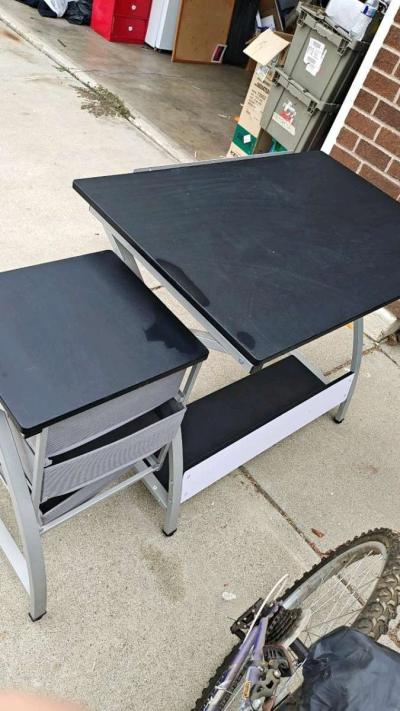 Adjustable artists desk - Thumbnail 3