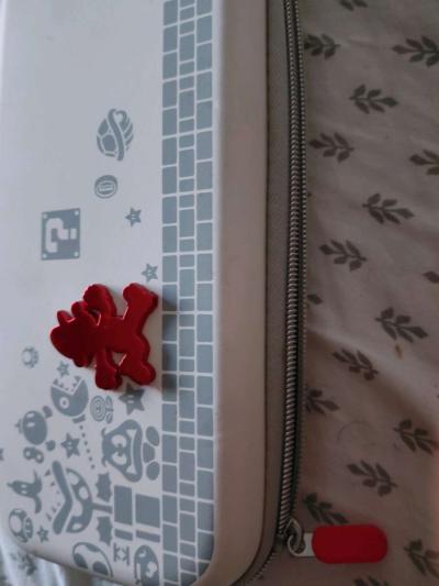 Nintendo Switch - Thumbnail 2