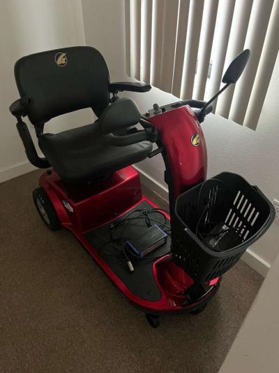 Golden Red mobility scooter - Thumbnail 1