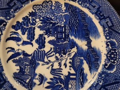 blue Willow China dinner plate - Thumbnail 3