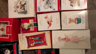 Hallmark collectible Ornaments - Thumbnail 4
