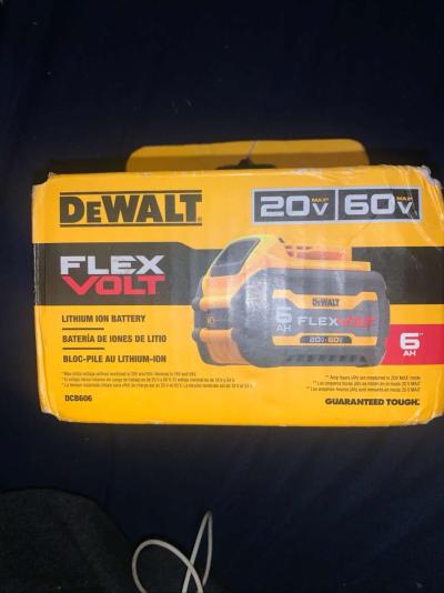 Dewalt DCB606 20V 60V Flex Volt 6AH Battery - Thumbnail 2