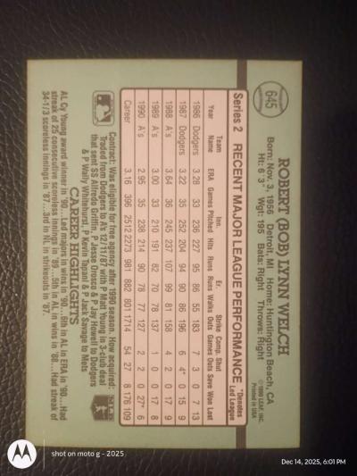 Bob Welch Baseball Card - Thumbnail 2