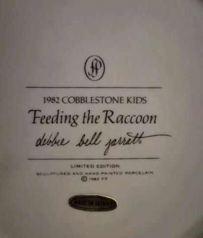 1982 LIMITED EDITION COBBLESTONE KIDS CERAMIC COLLECTIBLES - Thumbnail 6